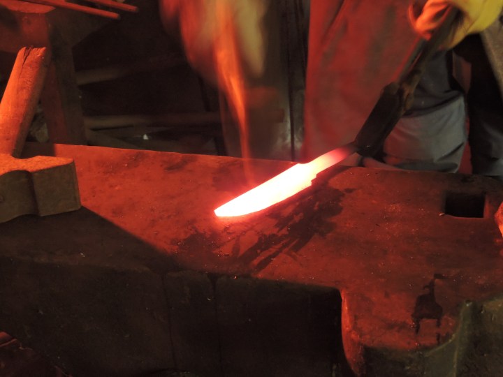 Forging blade